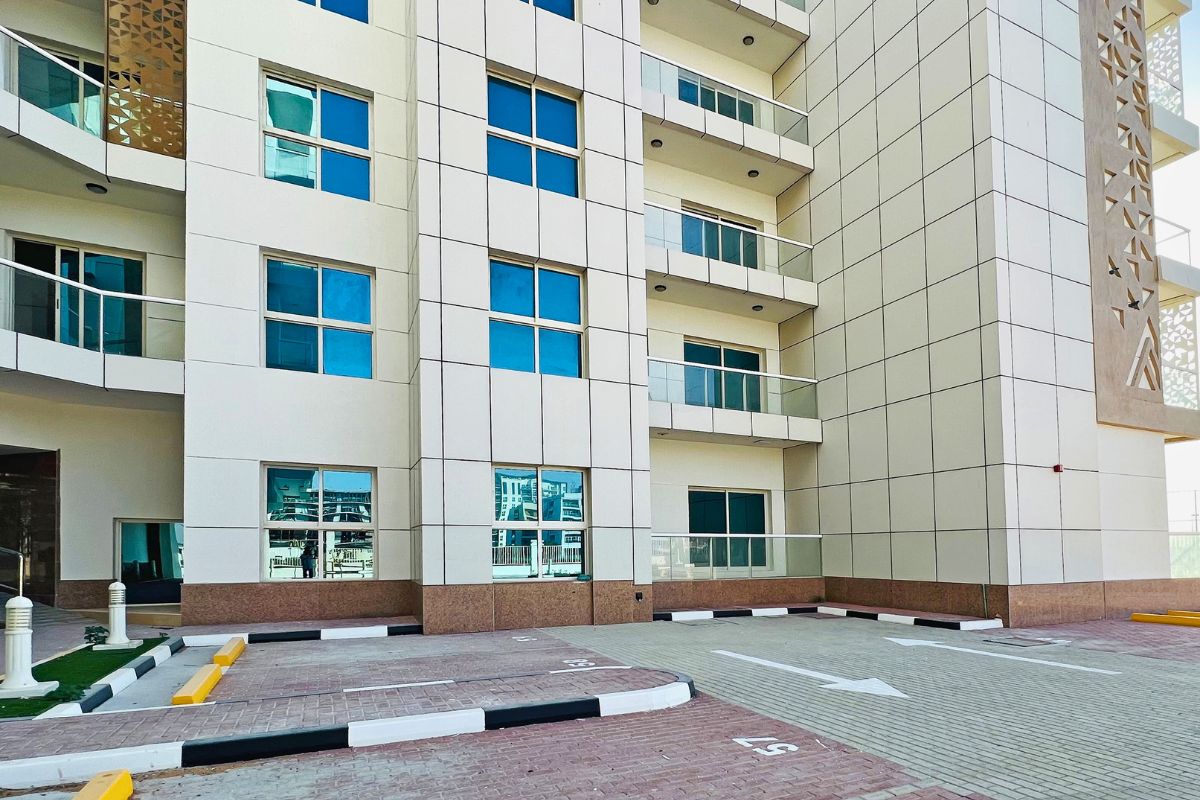the oak dubai south